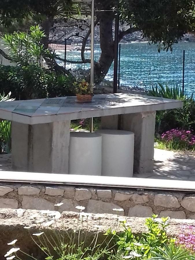 Apartment Rojal Mali Lošinj Eksteriør billede